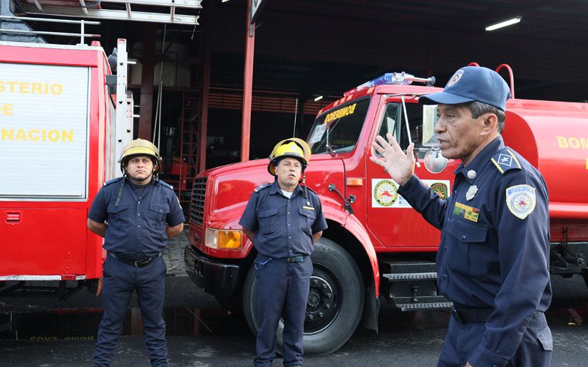 BOMBEROS